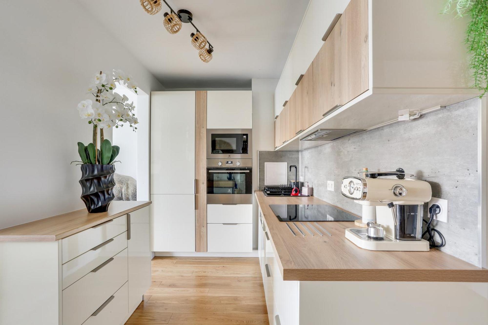 Paris Luxury Apartment 75M2 With Eiffel Tower View, 1 Min Metro, Parking 外观 照片